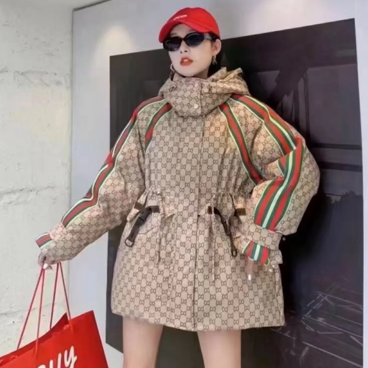 여성 겨울 신상 여성용 다운 재킷 중간 길이 두꺼운 흰색 거위털 파카 재킷