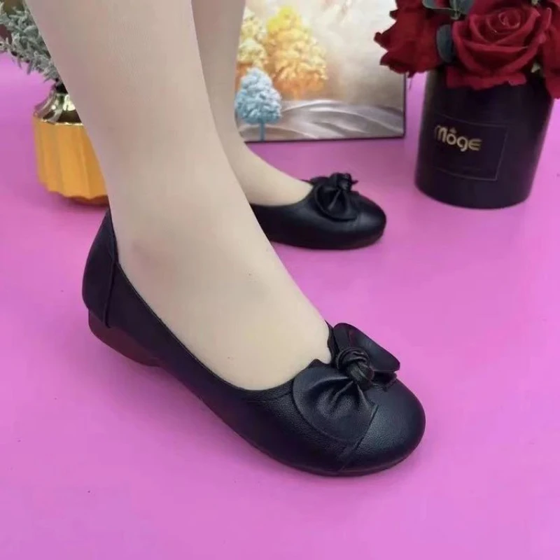 

Women Fashion PU Pumps Shallow Cut Low Top Round Toe Low Heel Less Than 3cm Rubber Sole Non Slip Comfortable Soft Daily Office