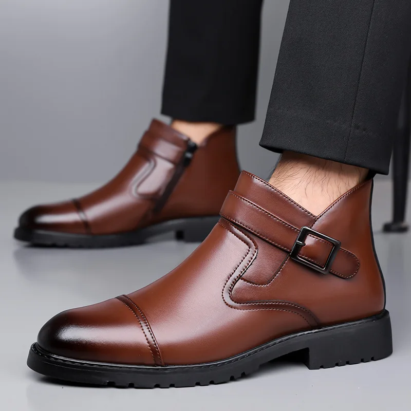 Men's business casual leather shoes are comfortable, breathable, British-style, fashionable and retro outdoor leather boots