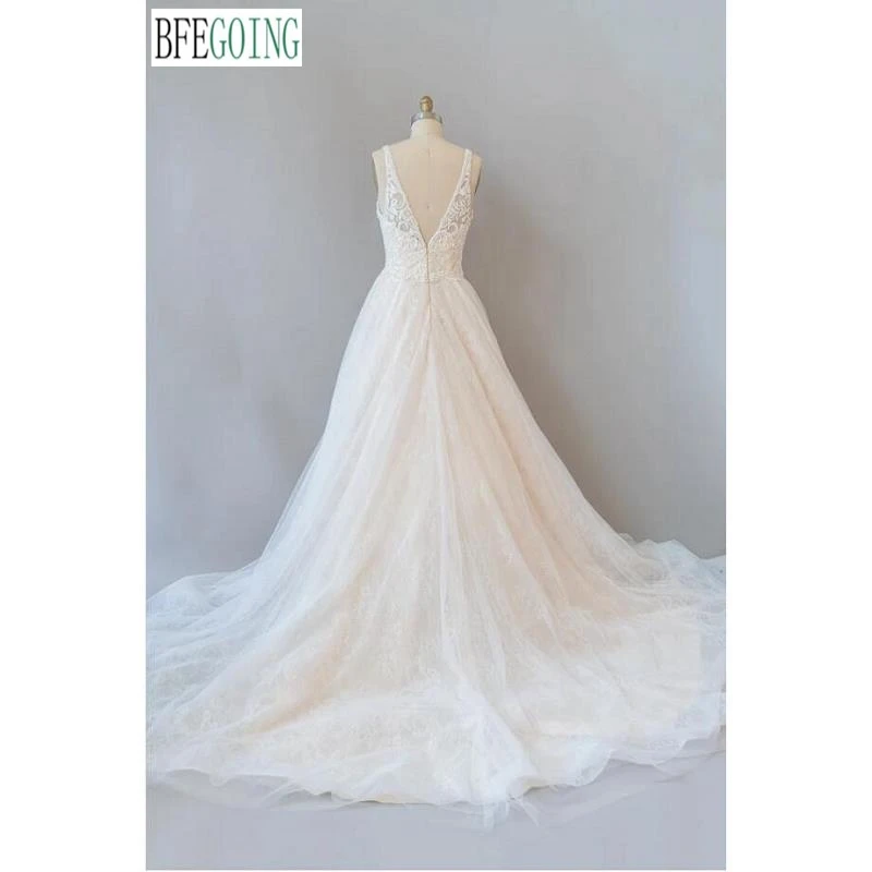 Luxurious Lace Appliques Beading V-Neck A-Line Wedding Dresses Chapel Train Custom Made Floor-Length Sleeveless Bridal Gowns