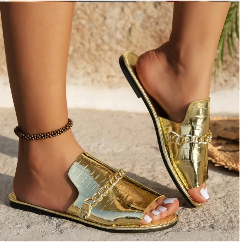 

2026 Large Chain Flat Slippers for Women New Stone Pattern Open toed Beach Sandals Fashion Chain Crossbody Bag Shoulder Bag Set