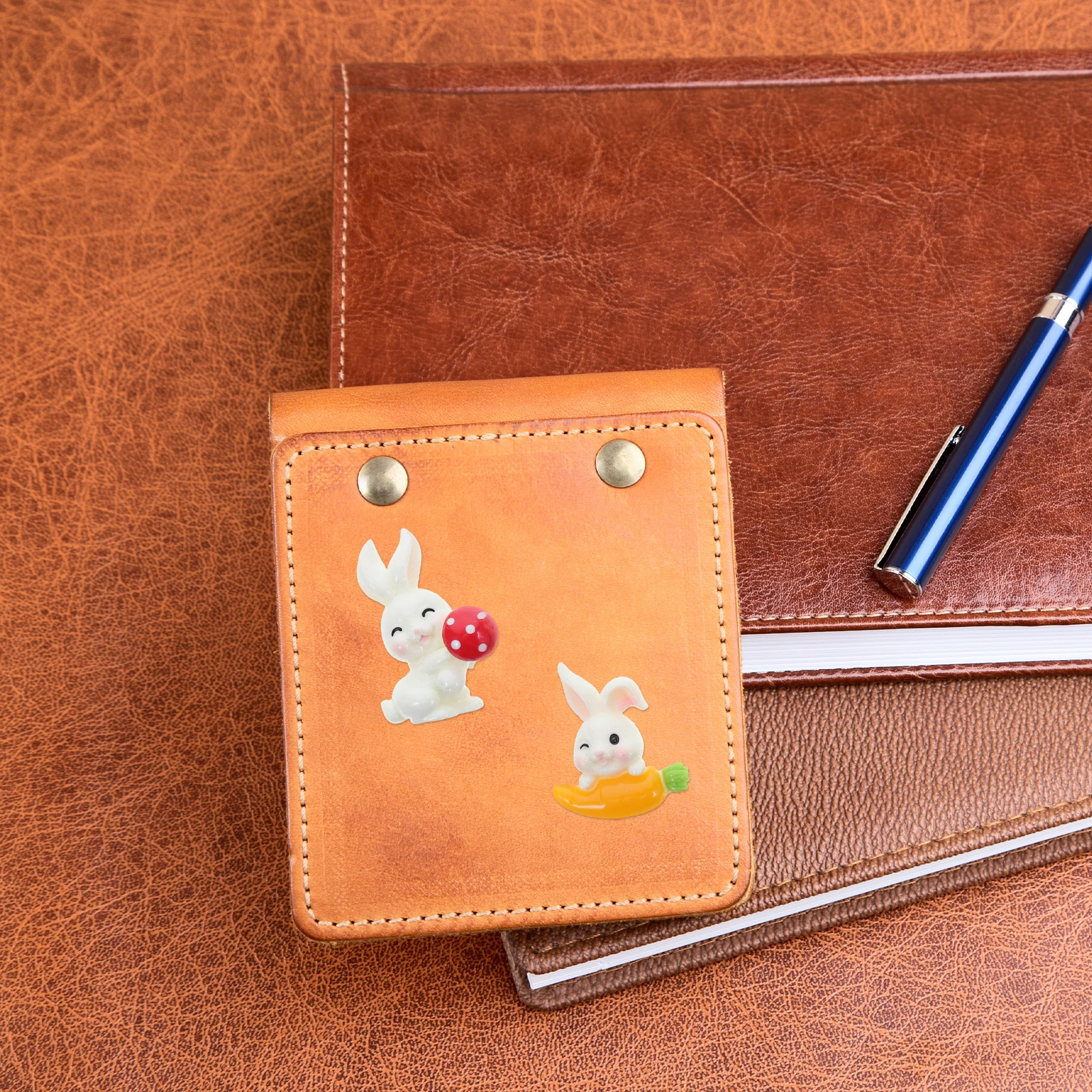 12Pcs DIY Phone Case Fridge Magnets Resin Rabbit Carrot Charms Cute Animal Embellishments for Hairpins Crafts Jewelry Making