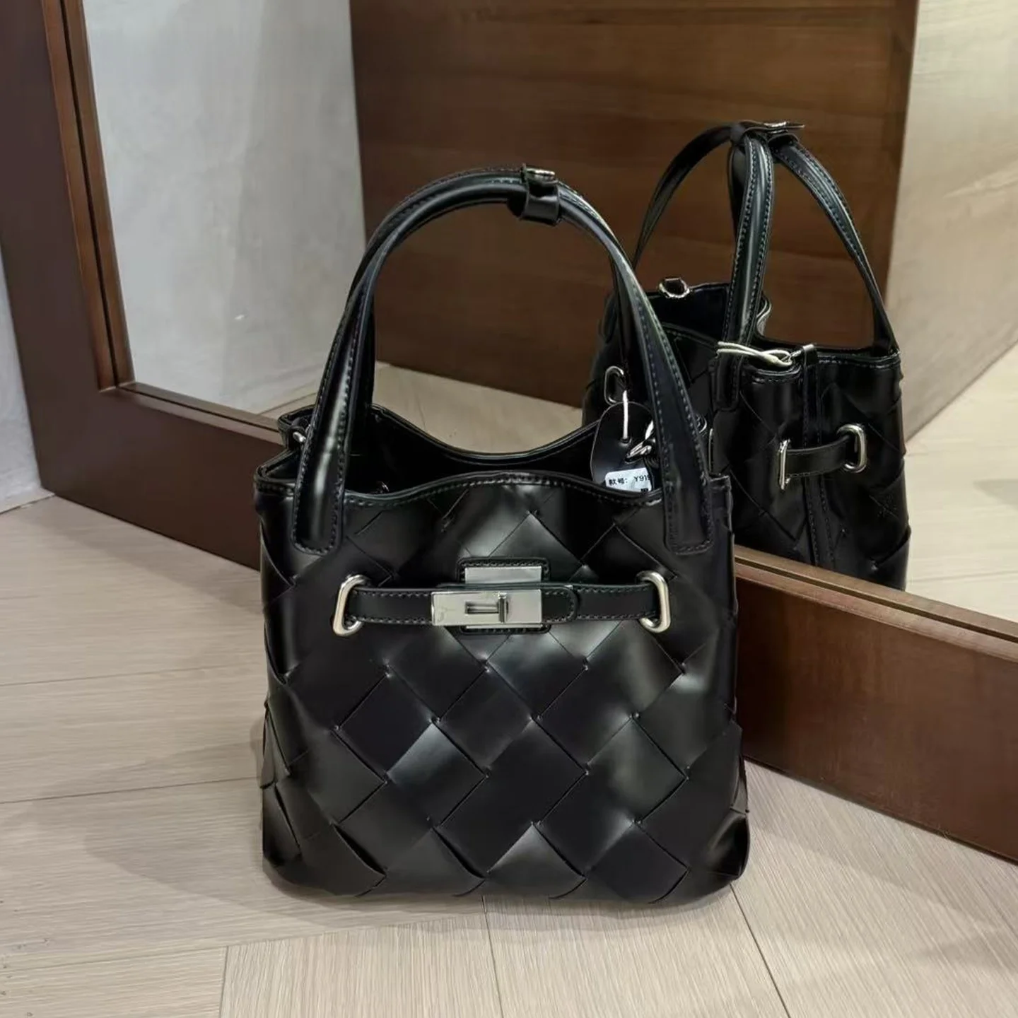 Bolso tipo cubo de estilo urbano y sencillo para mujer, bandolera con tejido de mimbre, bolso de mano ligero para ir al traba...