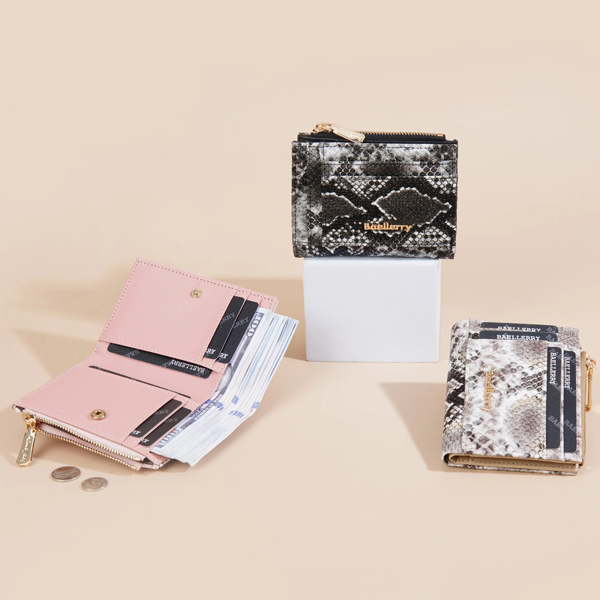 

New Designs Snakeskin Print Women Small Wallet With Coin Zipper Pocket PU Leather Wallet Female Purses Lady Purse Clutch Bag