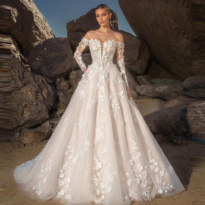 

Elegant Boat Neck Wedding Dress Organza With Embroidery A-Line Floor Length Ball Gown Full Sleeve Bridal Button Robe De Mariee