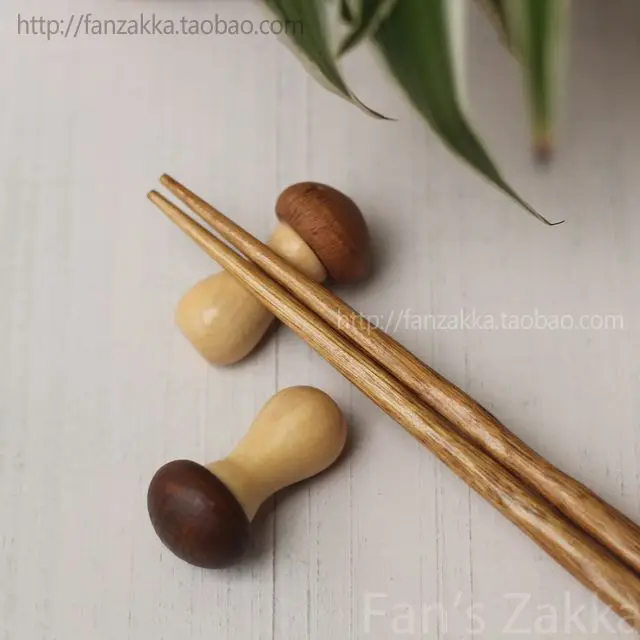 Japanese Style Creative Mushroom Chopstick Pillow Spoon Kitchen Chopstick Tableware Holder