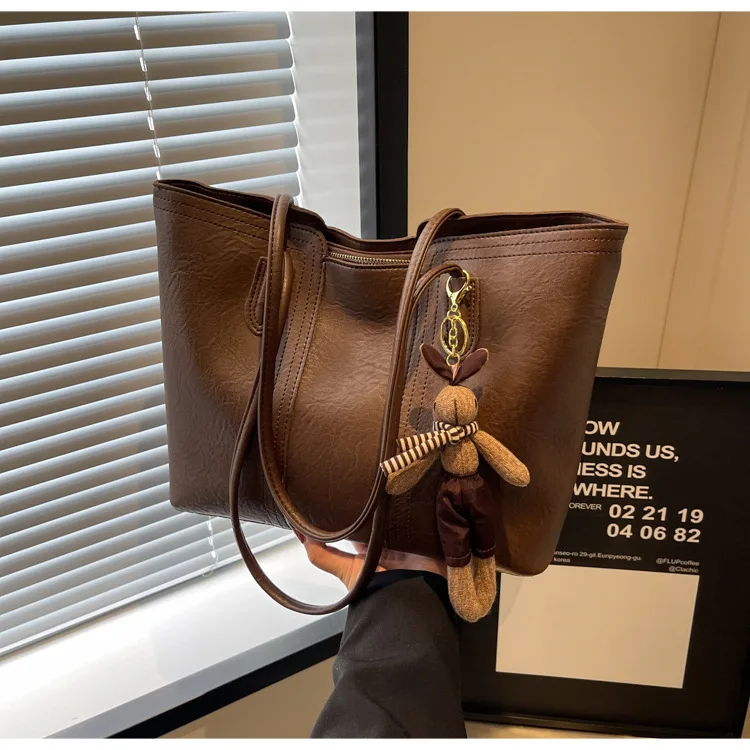 Tote bag solid color PU Maillard retro casual handbag large capacity textured soft leather commuter versatile bag women