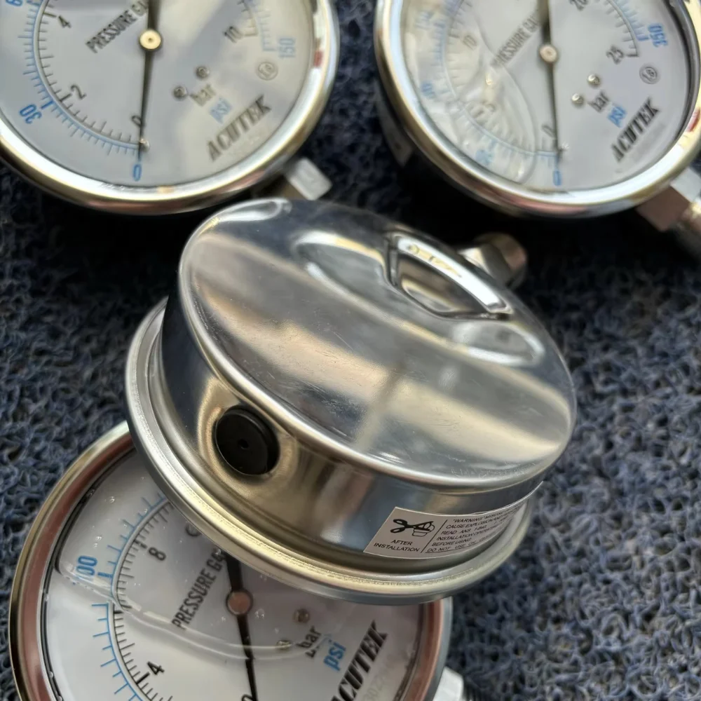 10bar G1/2  Axial Band Edge Seismic Back Connection Compound Oil Pressure Gauge with Factory Price YN100ZT