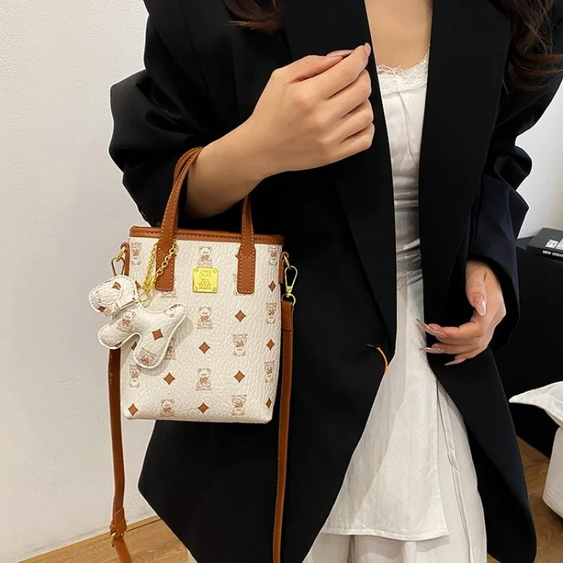 

Famous Designer Leather Shoulder Bag For Ladies Stylish Crossbody Handbag Elegant Tote Vintage Messenger Purse