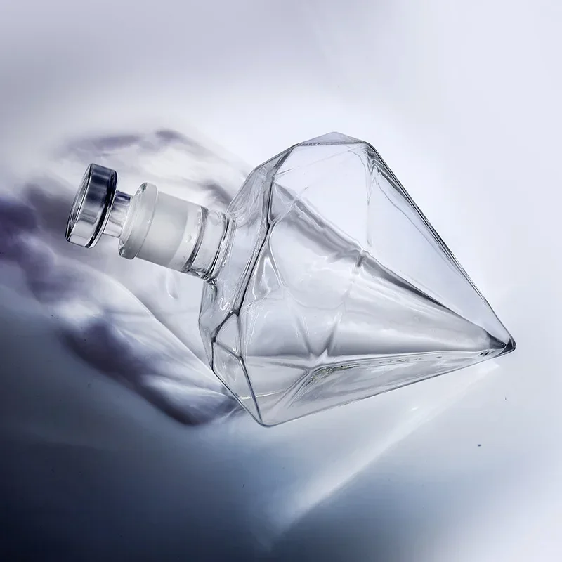 High-end lead-free,Household decanter,Transparent empty wine bottle,Diamond glass wine bottle, thickened frosted mouth