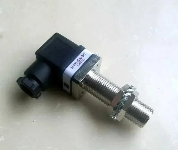 N1H-5A-55 speed sensor probe Hall gear speed measurement M18 * 1.5 magnet-free push-pull can be used on board