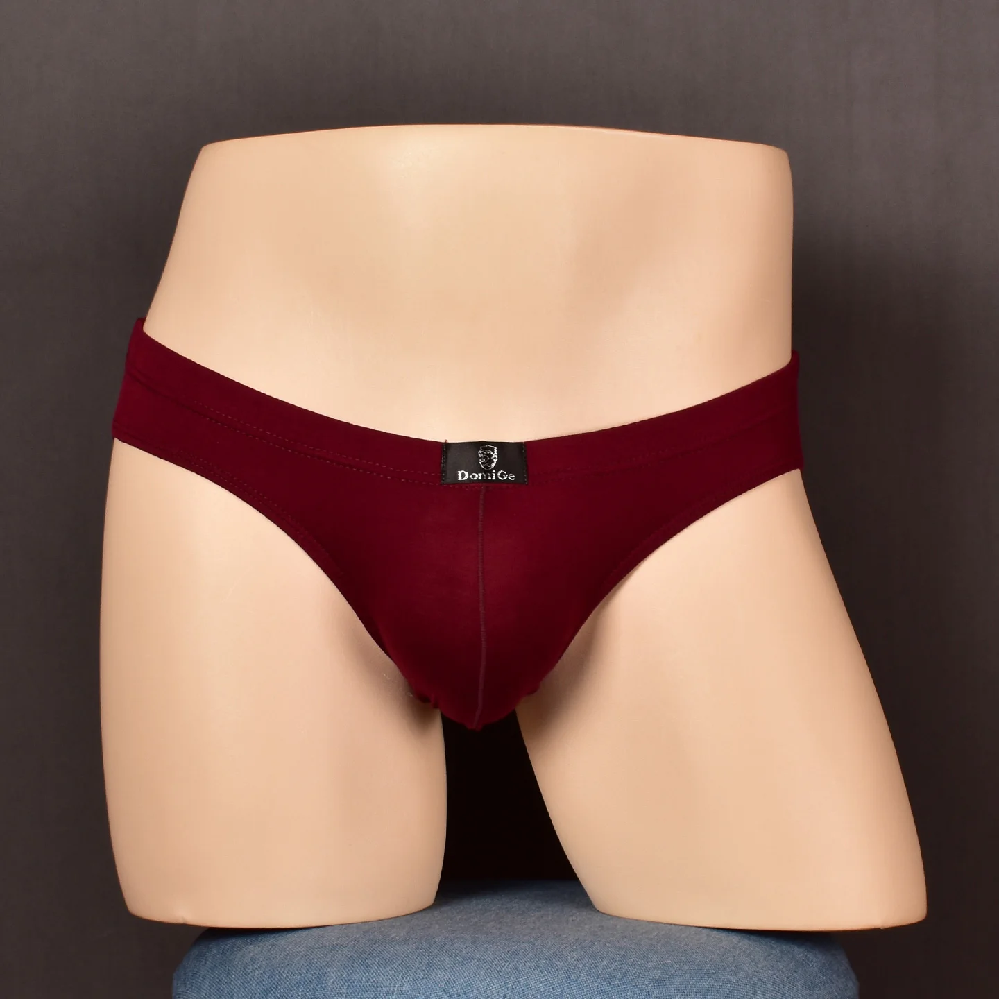 Low Waist Single Layer Breathable Modal Fabric Men's Briefs Comfortable Large Size Underwear Durable U Shape Design Briefs