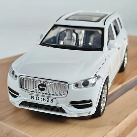 Simulation 1:32 Volvo XC90 SUV Alloy Diecast Metal Model Sound & Light Toy Car Central Control Ornaments Display Present For Boy