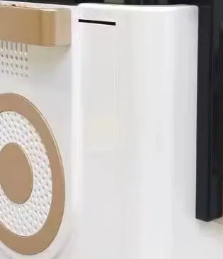 

4000 Вт титановый диодный лазер для удаления волос 4 длины волны 755 808 940 1064 нм постоянный безболезненный портативный для салона дома