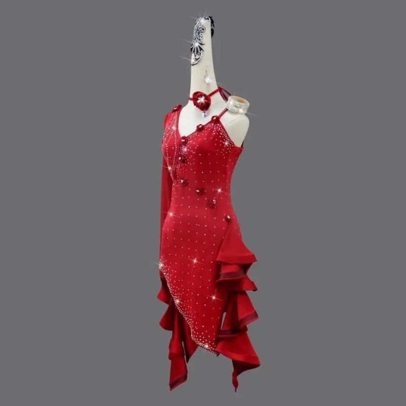 Vestido de dança latina profissional para mulheres, saia vermelha para senhoras, salão de festas, roupas práticas, esportes, roupas femininas, novo