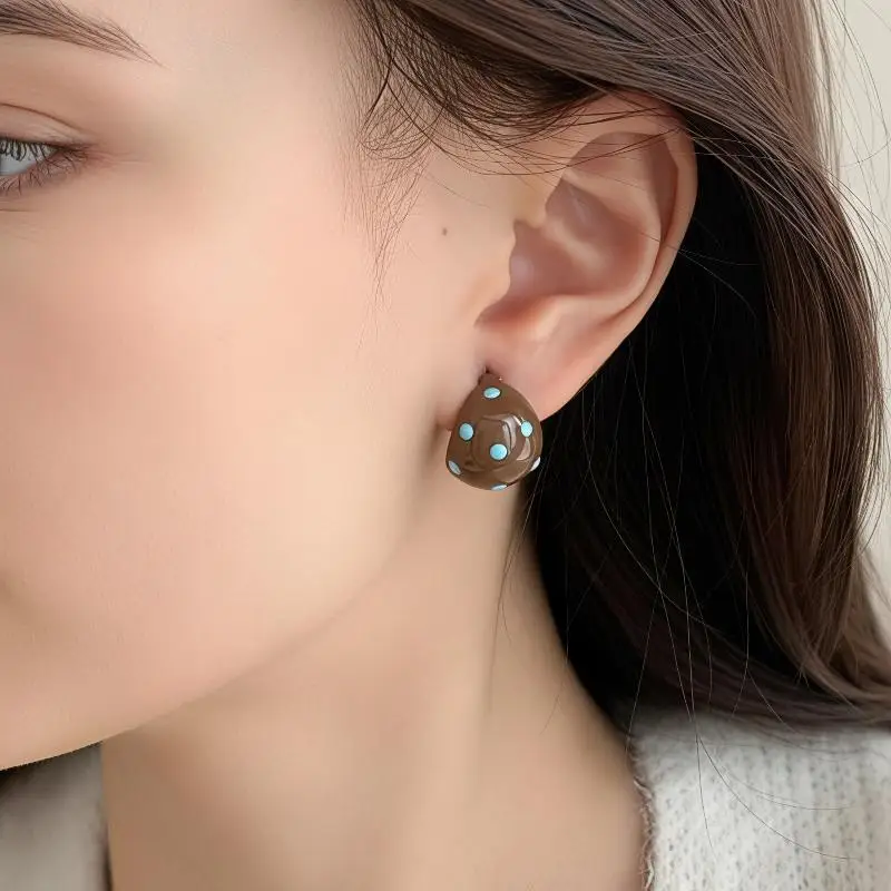 Semicircle Stud Earrings Classic Vintage Coffee Beige Lightweight Comfortable Jewelry for Women Everyday All-Match Wear