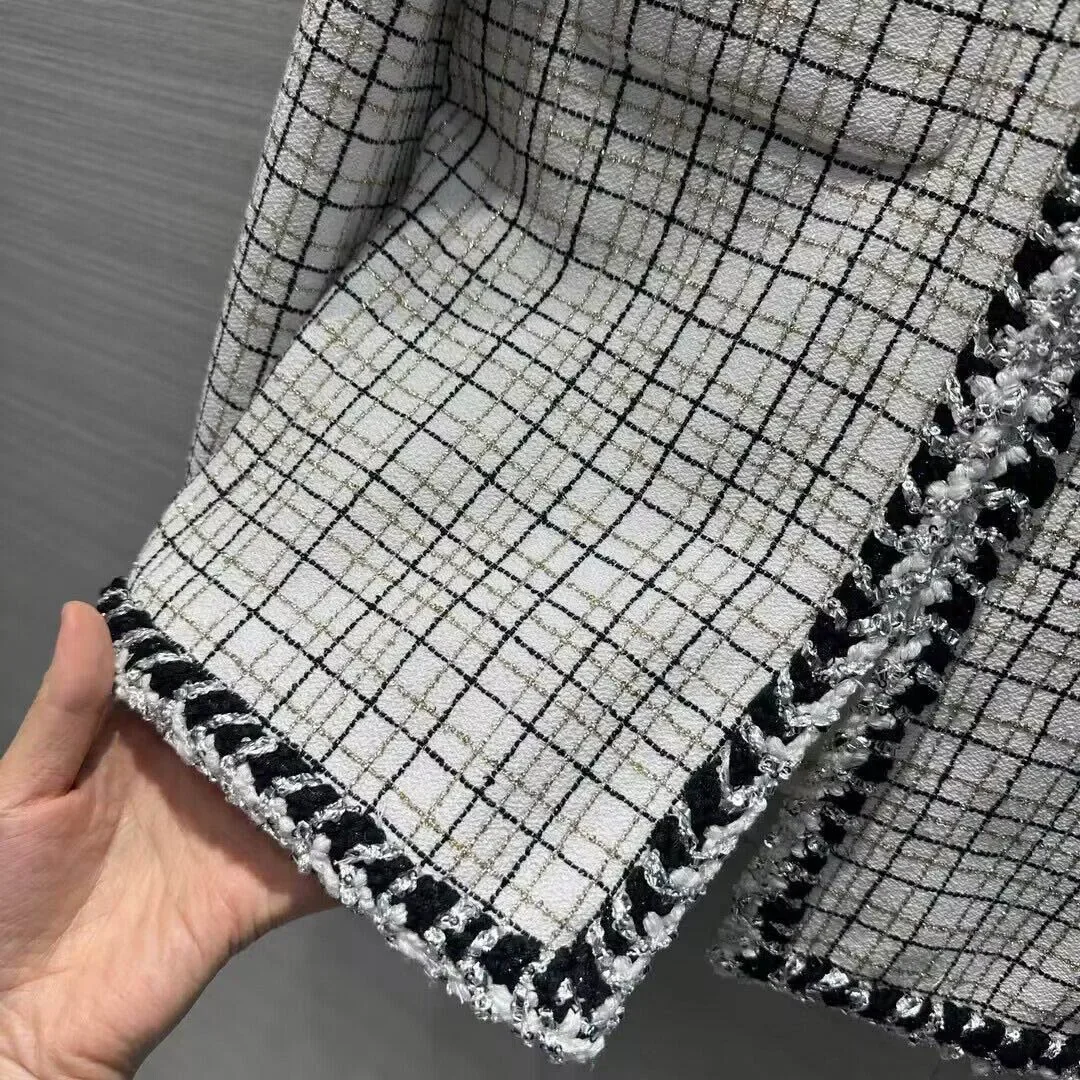 Runway Fashion Design Gold Thread Plaid White Tweed Jacket Women V-neck Long Sleeve Patchwork Silk Liner Vintage Sweet Coat