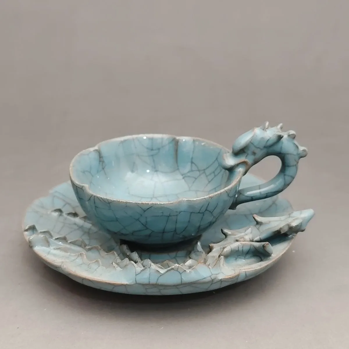 Song Ge Kiln Crackle Dragon Phoenix Tea Cup Antique Porcelain Collectible