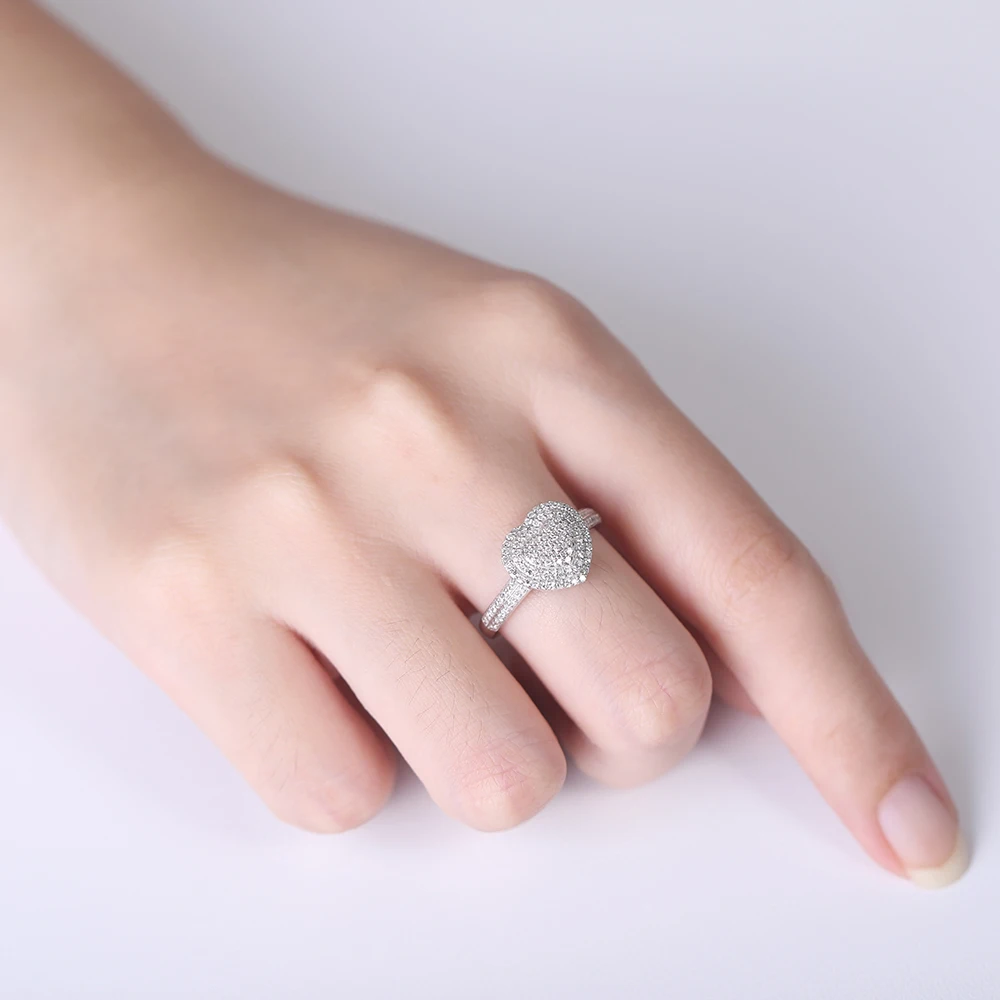 Gold Ring Jewelry Heart Shape Halo Setting Designs Solid 18k Gold Diamond Engagement Ring