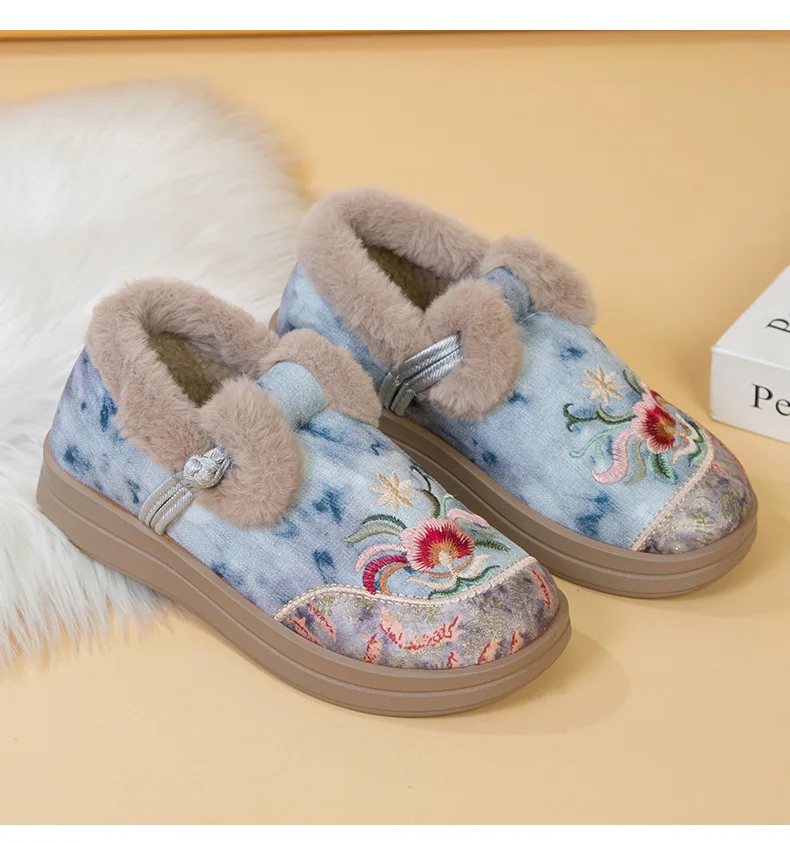 Damen-Winterschuhe mit Fleece-Futter, bestickt, im chinesischen Stil, mit Froschknopf, zum Hineinschlüpfen, rutschfeste, dicke Sohle, warme Freizeitschuhe. – Detail 14