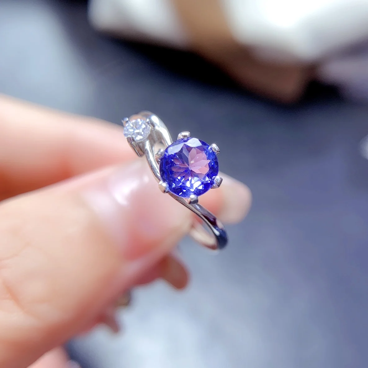 

New Sterling Silver 925 Natural Tanzanite cut good engagement ring Ladies exquisite luxury natural gem wedding free shipping