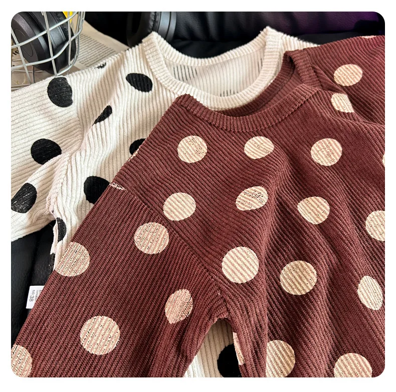 Kinder-Langarmshirt mit Polka-Dot-Muster, koreanischer Stil, Herbst-Baby-Freizeit-Unterhemd für Jungen und Mädchen, Rundhals-Strickkleidung – Detail 4