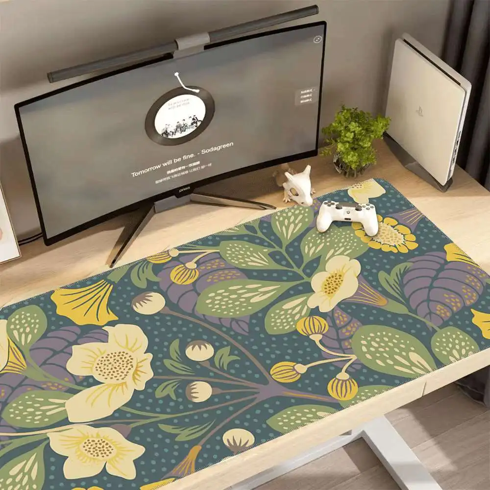 Vintage Floral Desk Mat Extra Large Non-Slip Rubber Gaming Mouse Pad Durable Desktop Protector for Home Office