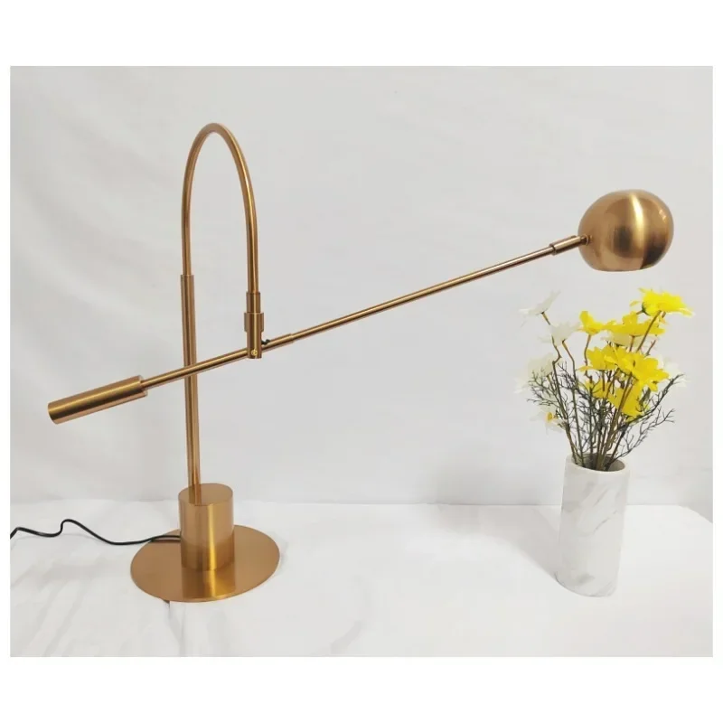 Minimalist ins rocker arm bedside lamp, designer bedroom desk lamp rotating desk lamp