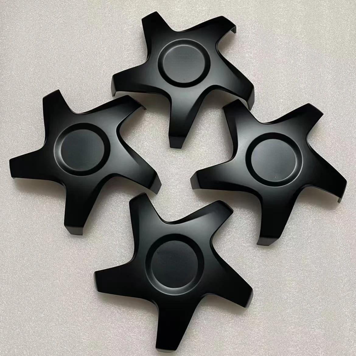 

For 2024 Tesla Model 3 Highland Performance Hub Cover T-LOGO