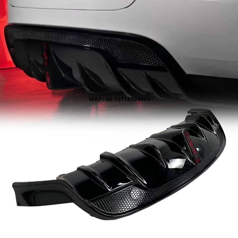 

New High Quality Glossy Black Rear Diffuser with Navigation Lights for Y Upgrade to SD Style Diffuser