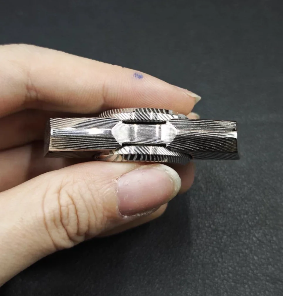 Used EDC Ziii Dawn Mini Fingertip gyroscope Decompression toys
