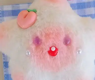 

Очаровательная плюшевая игрушка кота с длинным хвостом; брелок с мультяшной куклой, идеально подходит для декора сумки или подарка детям.