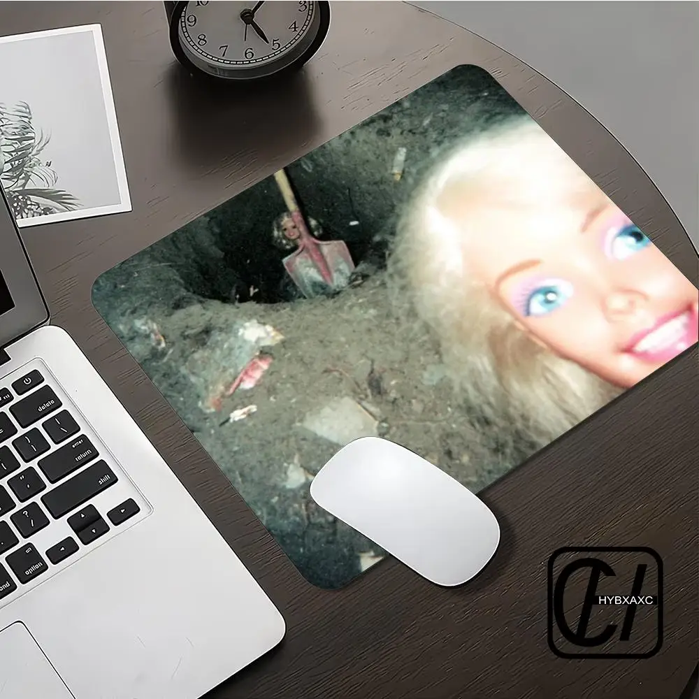 Mouse pad com rosto de boneca engraçado, para jogos de tamanho pequeno, tapete para teclado gamer, tapete para mesa de computador, hybxxc