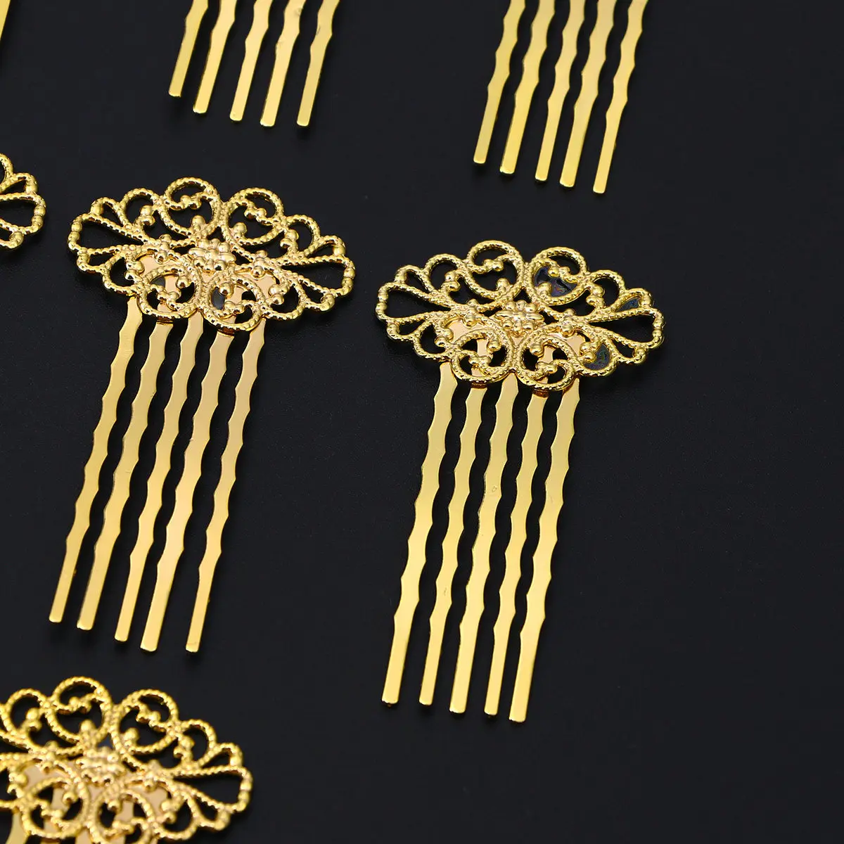 

Набор из 10 элегантных золотых гребней для волос с цветами, с пятью зубцами, для женщин, для фиксации боковых прядей, для свадьбы, вечеринки, выпускного, на каждый день