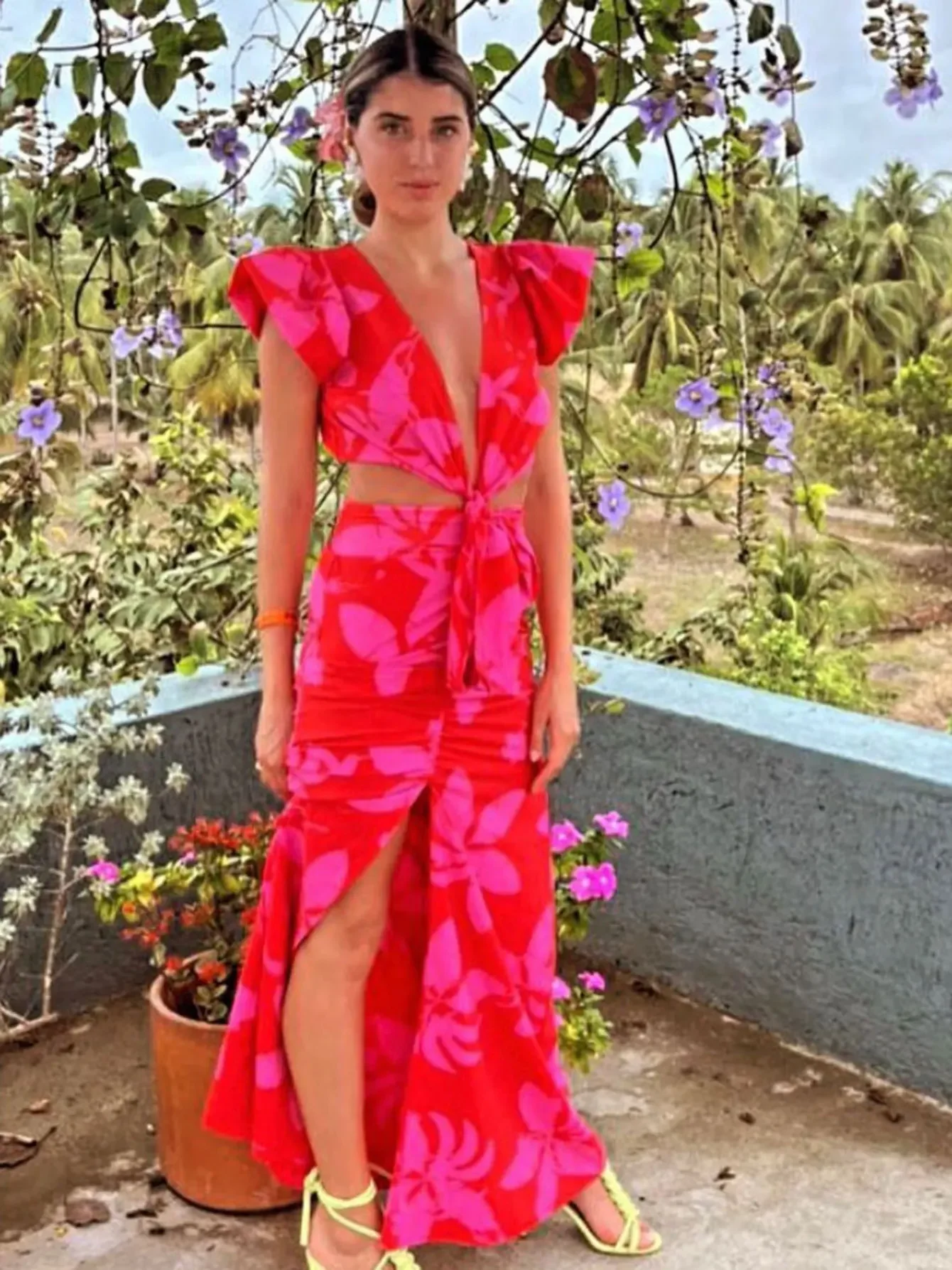 Langes Kleid mit V-Ausschnitt und Print für Damen, ausgeschnitten, elegantes, kurzärmliges Neckholder-Maxikleid, Sommer, figurbetont, Abendparty-Kleidung