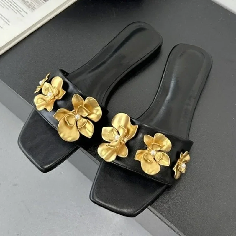 

Fashion Metallic Flower Design Slippers Women Summer Sexy Open Toe Flat Sandals Luxury Brand Beach Sandals Zapatos Para Mujer