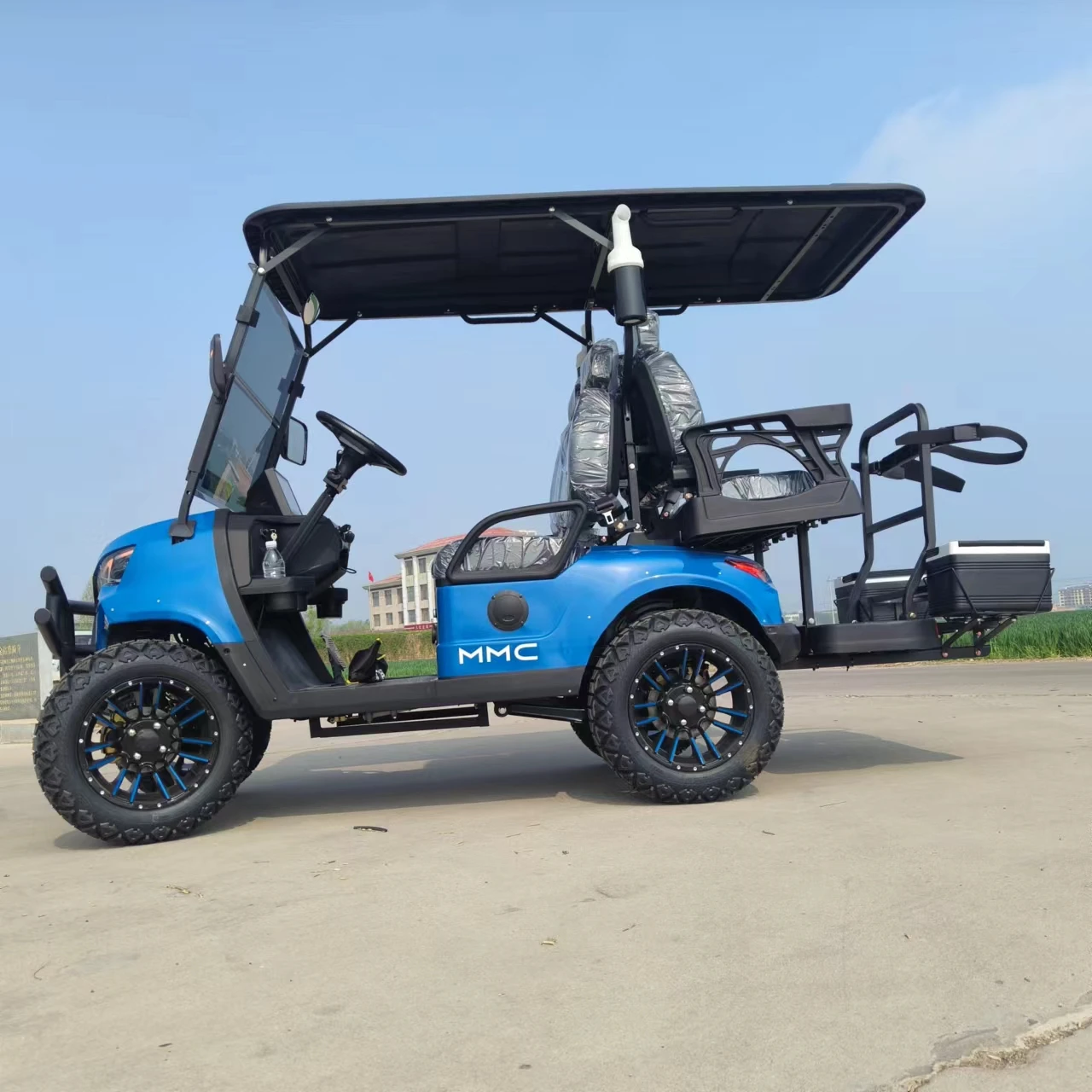 New design 2/4/6 Seater Lifted Big Tires Wheels Golf Buggy Electric Scooters 48V 5KW Mini Electric Golf Cart