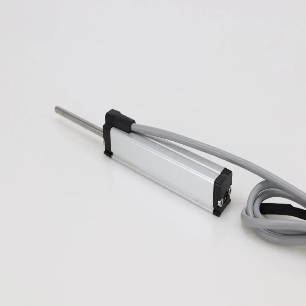 

B Микро самовосстановление, длительный срок службы, датчик линейного положения, электронная цифровая рулетка, линейка, выход сопротивления