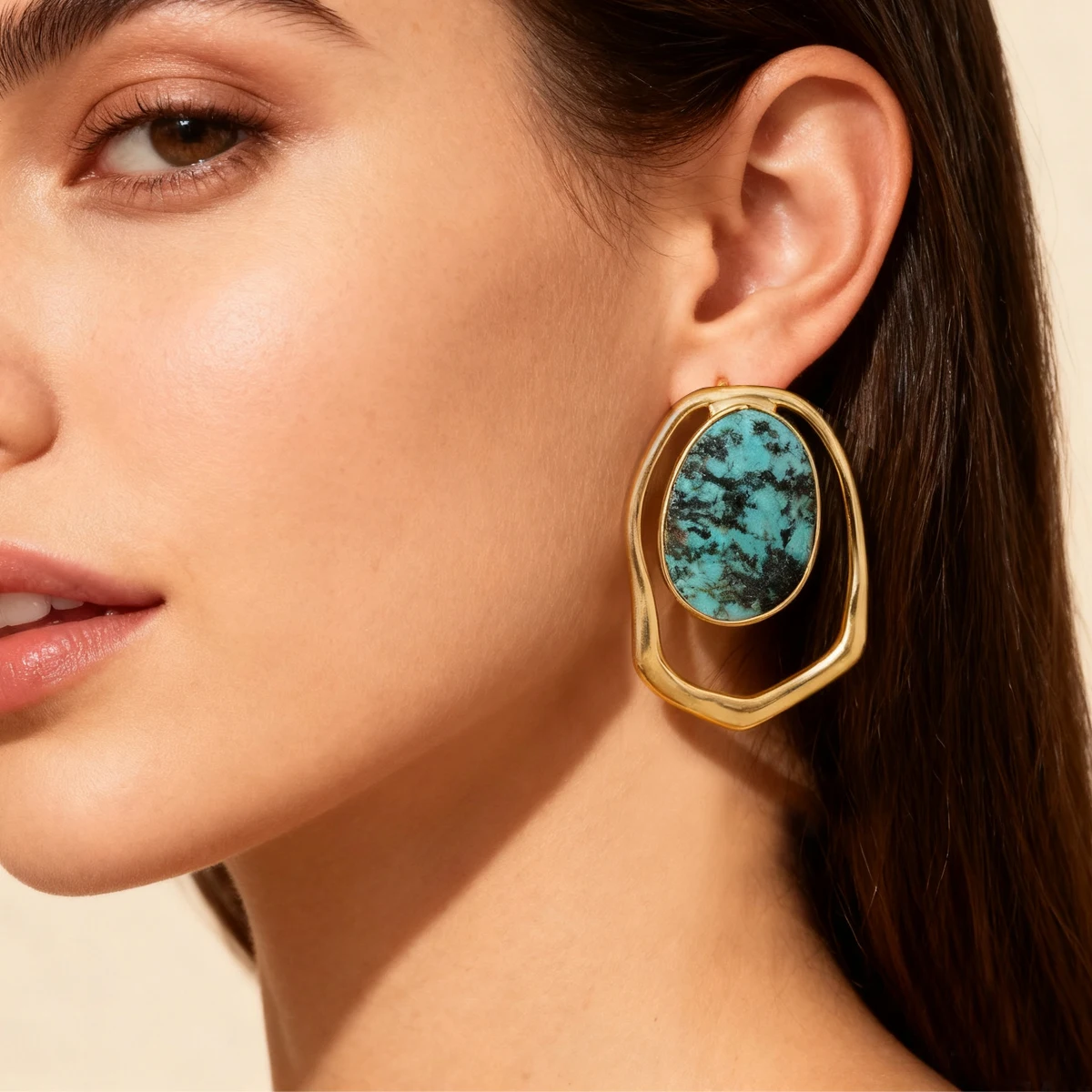 

Vintage Fashion Versatile Simple Raw Stone Africa Turquoise Earrings High End Feelings Jewelry for Women Retro Style Artistic
