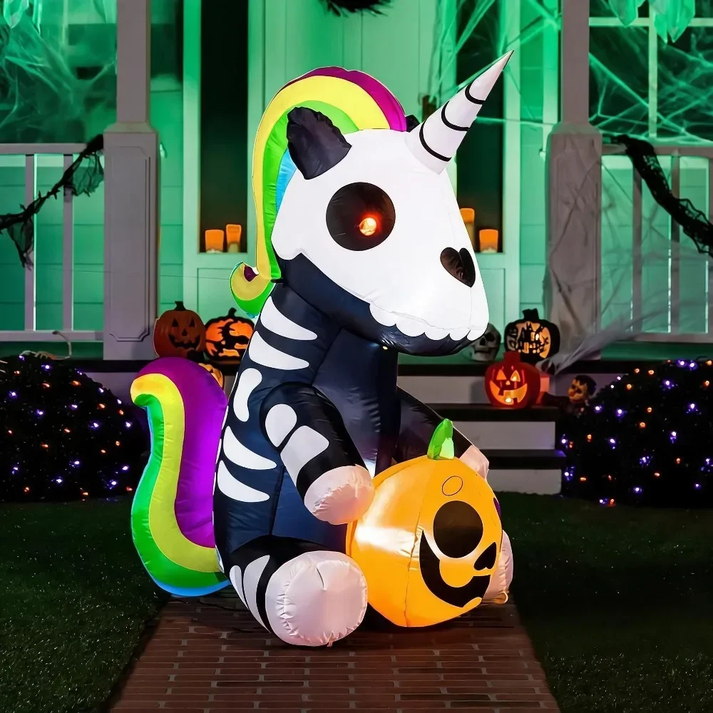Costume gonflable de licorne avec crâne de 152 cm, pompe à air électrique intégrée, système d'éclairage LED, conception compacte et légère, adapté à de nombreux environnements : idéal pour la décoration de jardin, les événements festifs, les célébrations communautaires, les soirées.