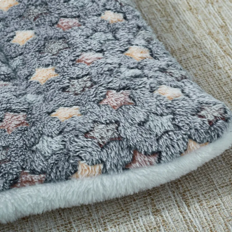 Winter Pet Fleece Warm Bed Mats Dogs Soft Cute Print Nest Pad Kitten Puppy Portable Travel Sleep Pad Indoor Washable Cat Blanket