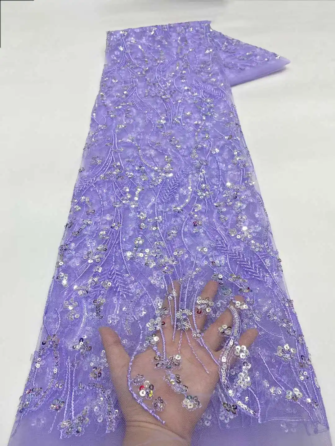 

Африканское кружево 2026: Высококачественная французская тюлевая ткань с пайетками и вышивкой бисером для свадебных нарядов жениха и невесты в нигерийском стиле