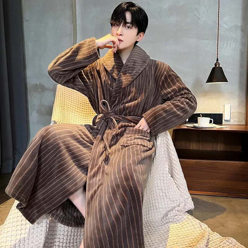 Winter Autumn Thick Robe Sleepwear Men's Warm Flannel Bathrobe Kimono Gown Flip Collar Nightwear Loose Loungewear Warm Home Wear