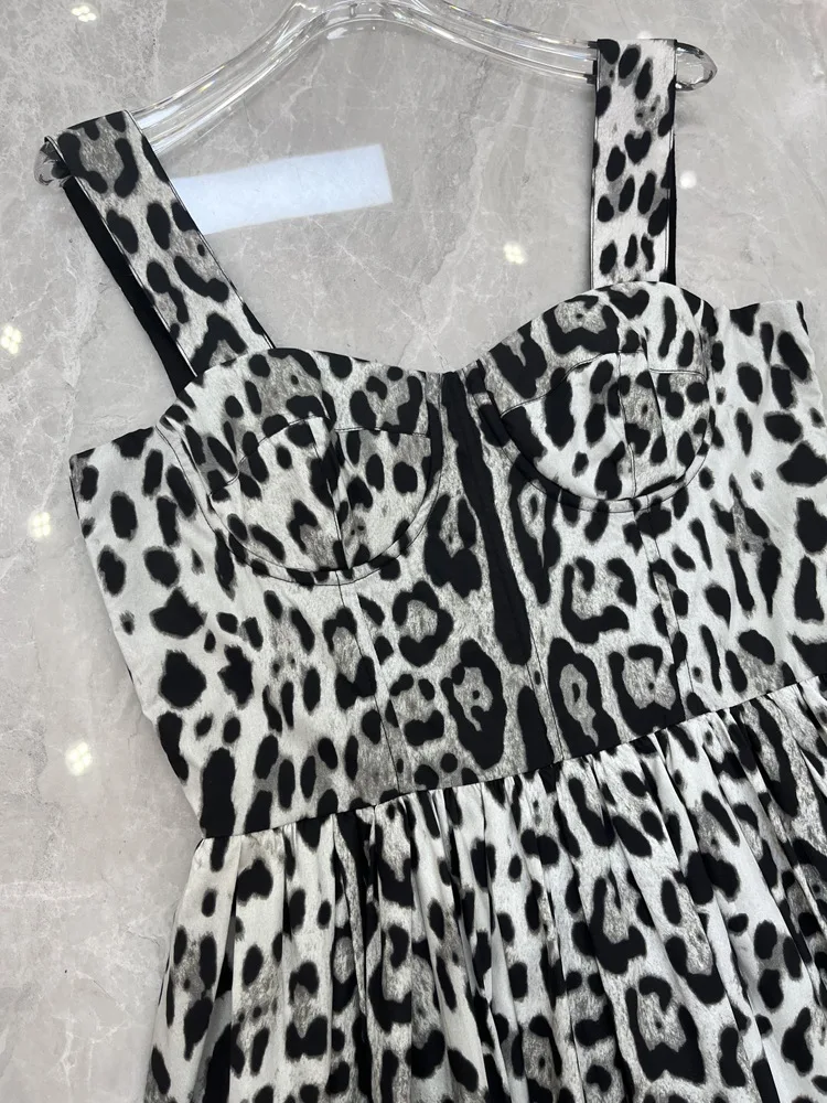 Vestido 100% de algodón 2025, estilo veraniego para mujer, tirantes finos, Sexy, estampado de leopardo salvaje, sin mangas, por debajo de la rodilla, vestido elegante para fiesta, ropa para discoteca