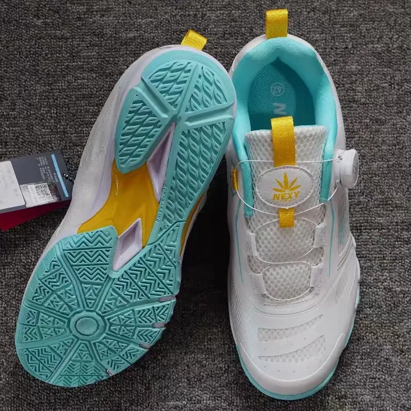 New hot sale professional training table tennis shoes Neutral badminton training shoes Women's court tennis shoes Very good