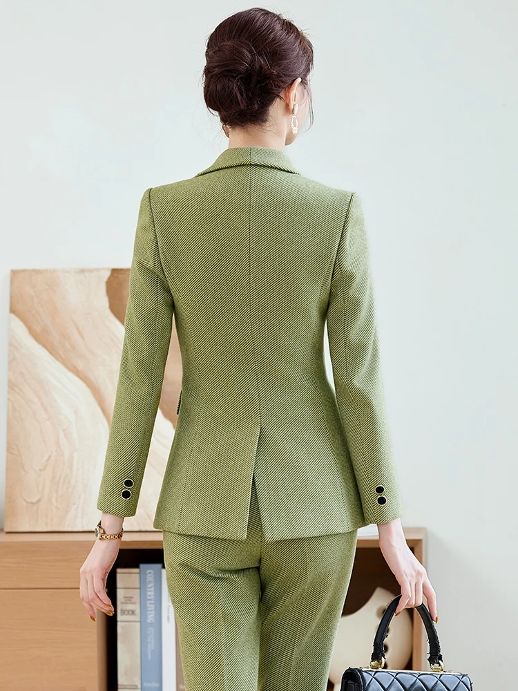 Light Green Women's Business Suit Jacket 2026 New Autumn Winter Professional Tailored Slimming High-End Feeling Workwear
