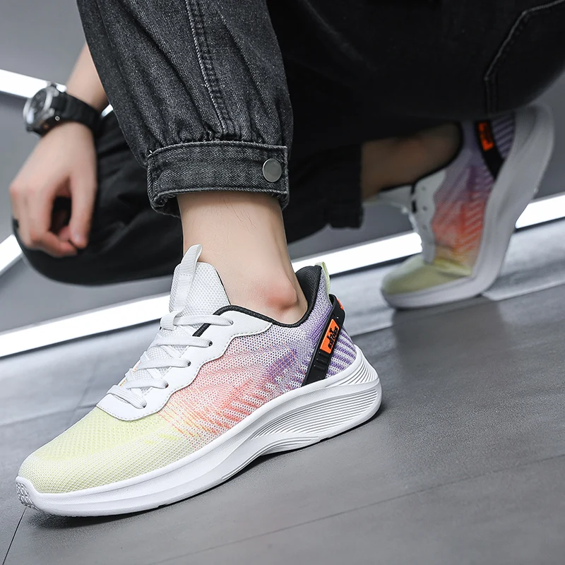 

New Spring and Summer Casual Sports Running Shoe Flat Lightweight and Breathable Fabric with A Color-blocking Strap for Couples