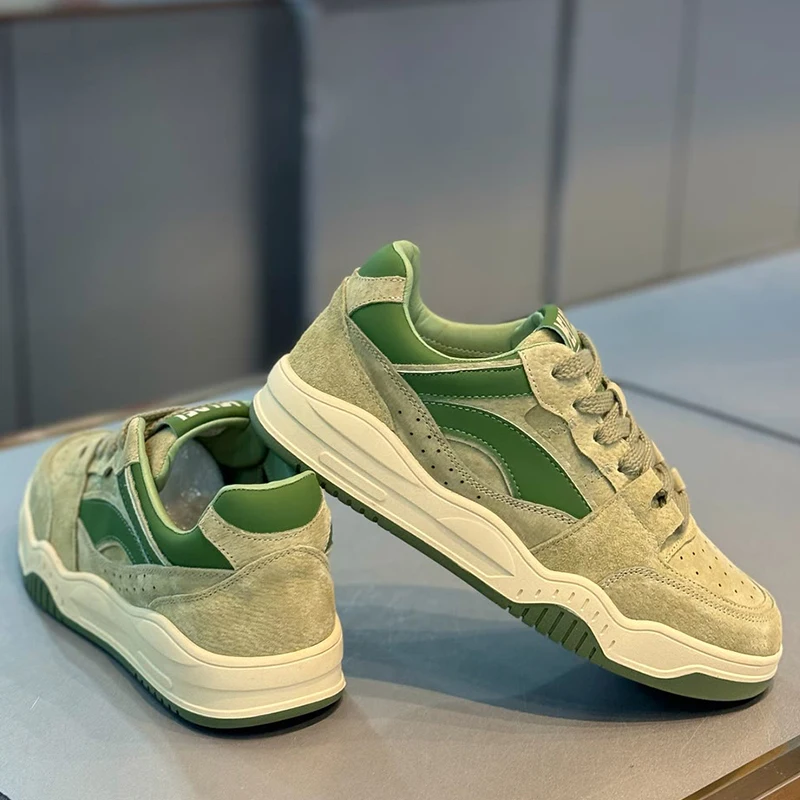 

2025 New Men's Board Shoes,sneakers,skate shoes,Casual Shoes Elegant Non-Slip Minimalist Lightweight Street-Style Cushioned
