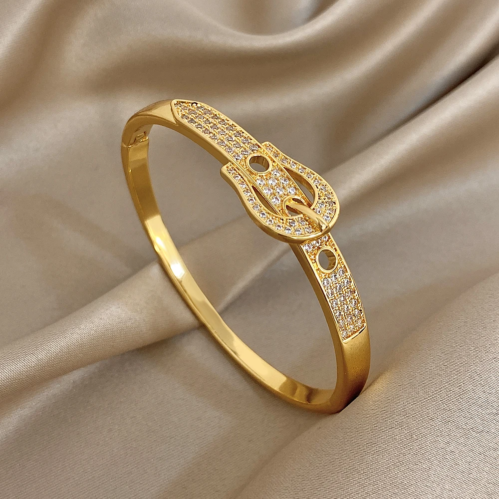 

Luxury Shiny Zircon Gold Plated Bracelets Women Elegant Irregular Horseshoe Buckle Spring Open Bangle Wedding Jewelry Gift