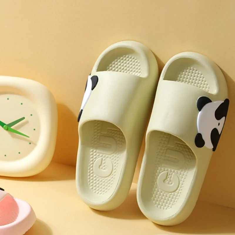 Summer Slippers Woman 2024 Unique Features Cute Panda Print Non-slip Bathroom slippers Innovacation design Indoor flat sandals